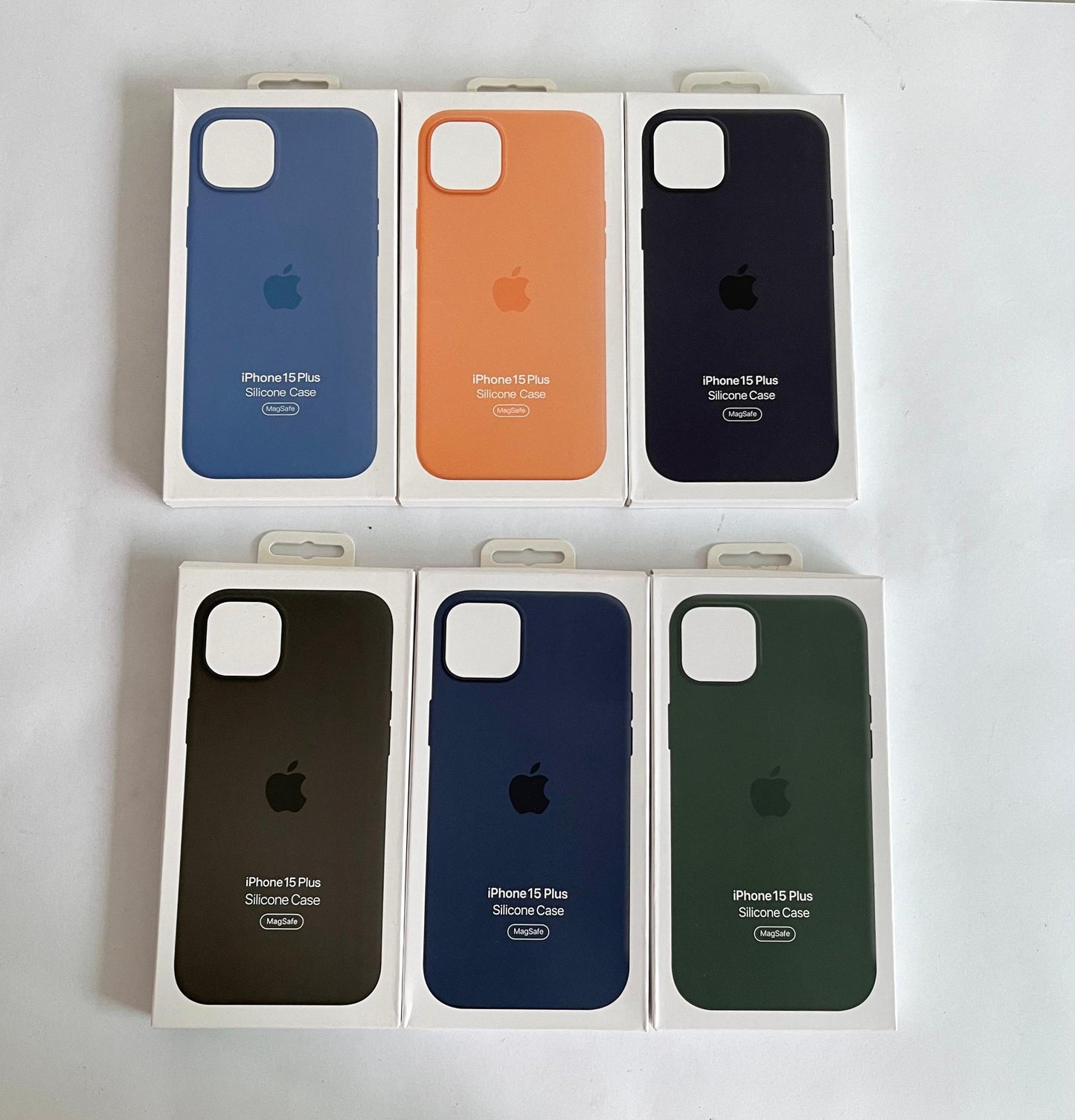 Funda Silicona MagSafe - iPhone 15 Plus